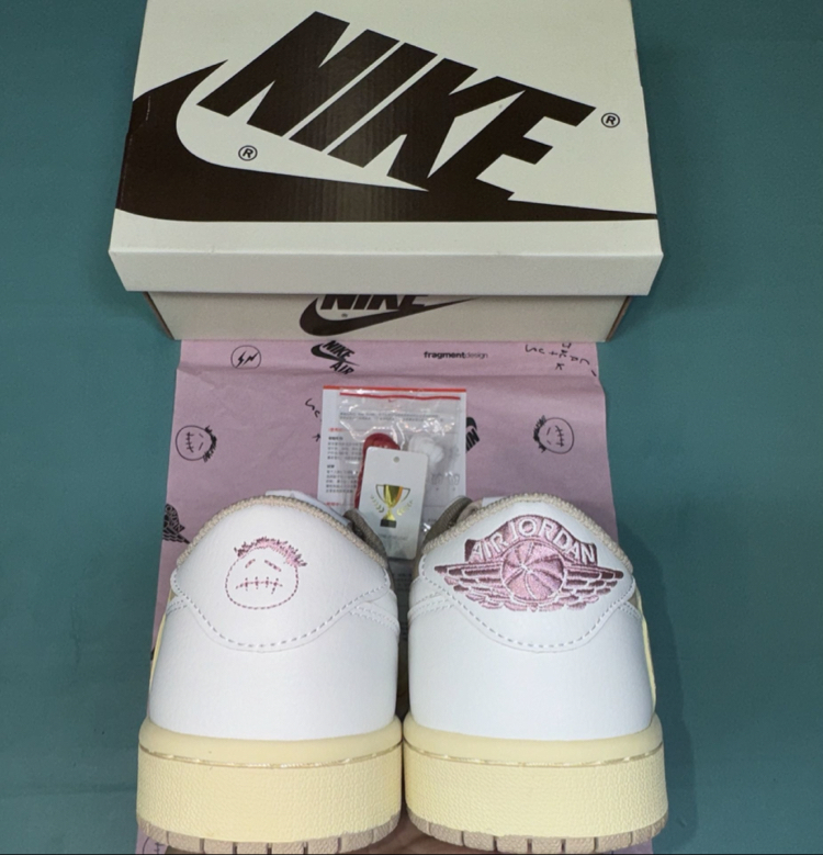 Jordan Low Brown Pink Reverse