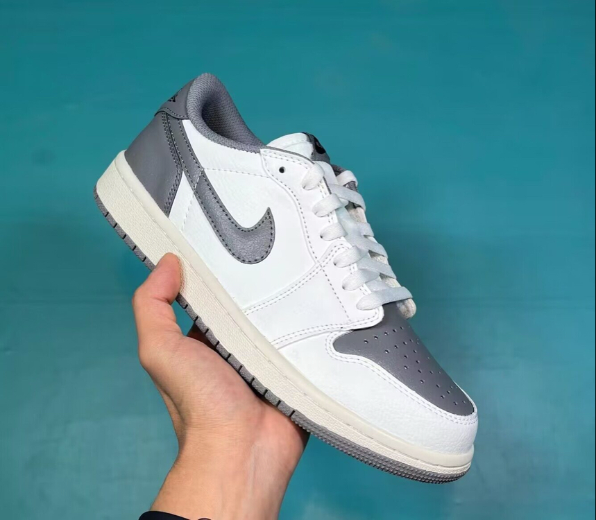 Jordan Low White Smoke