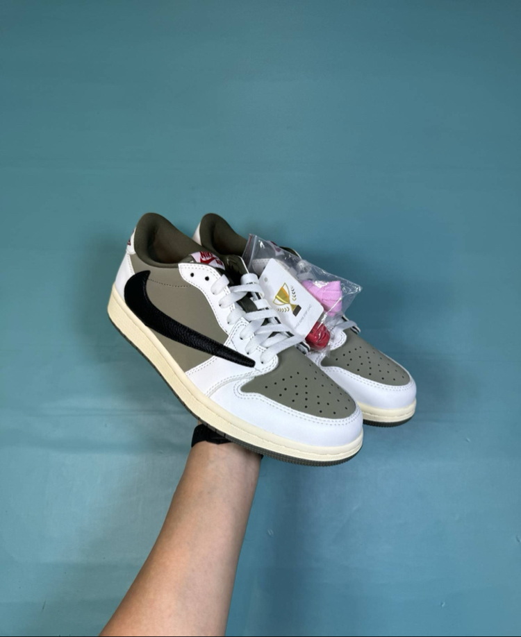 Jordan Low Sail Green Reverse