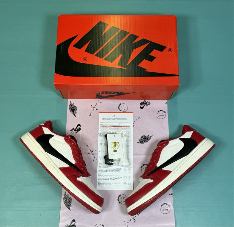 Jordan Low Chicago Reverse