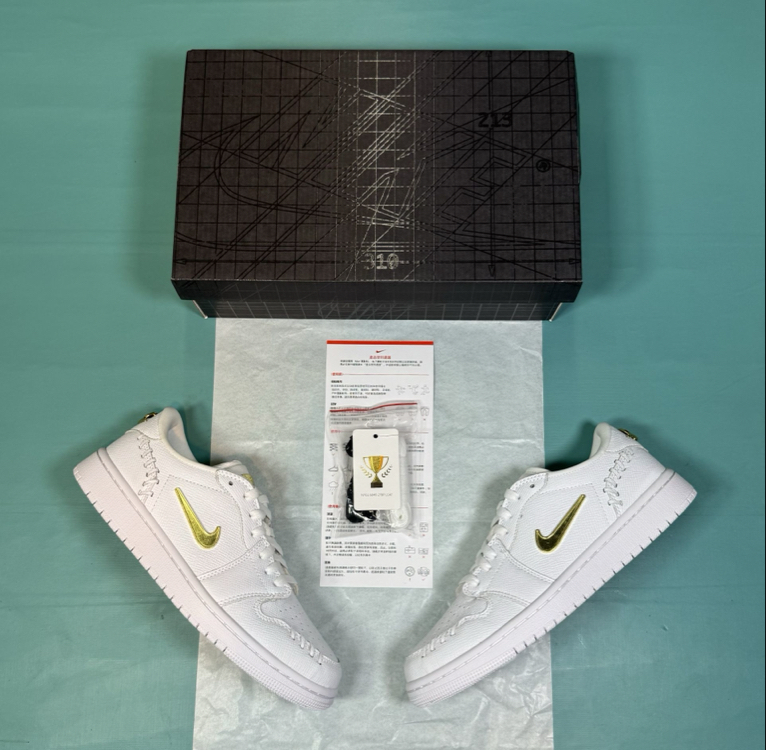 Jordan Low Platinum