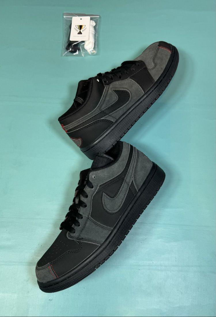 Jordan Low Black Soul