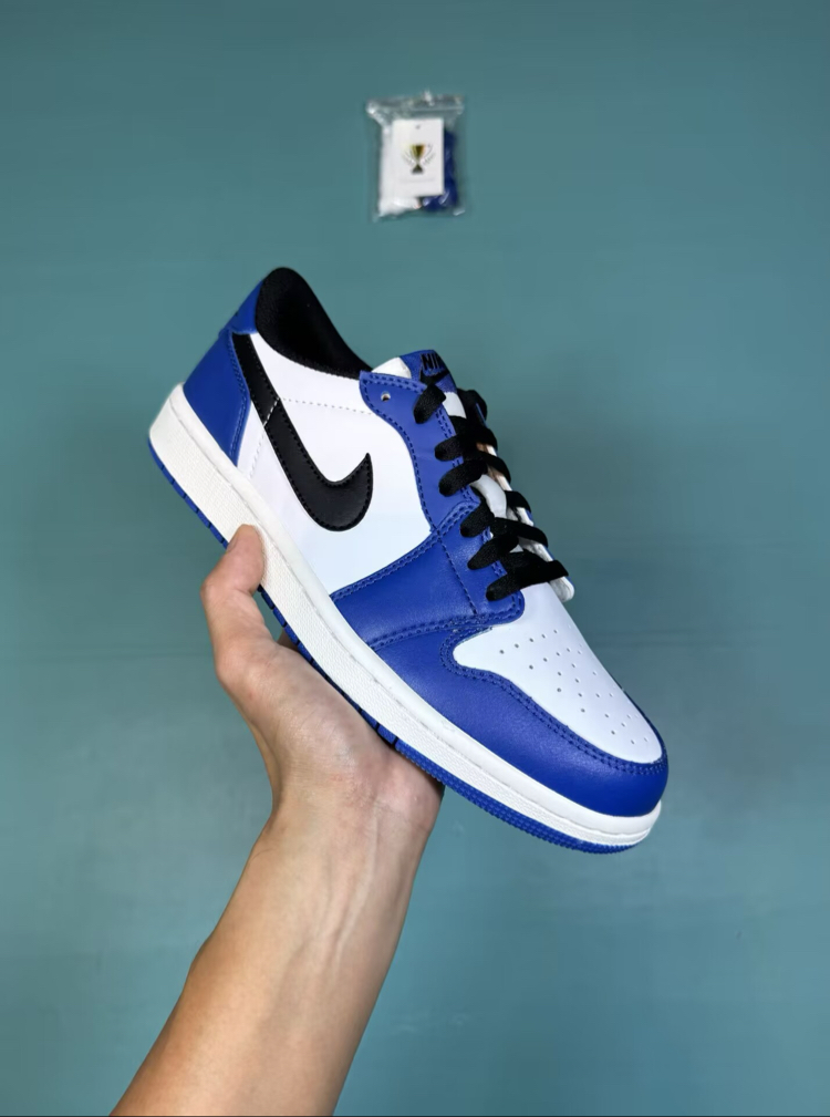 Jordan Low Mini Lightning