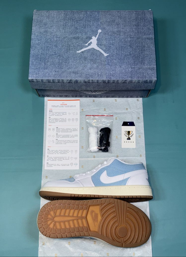 Jordan Low Mavi Beyaz