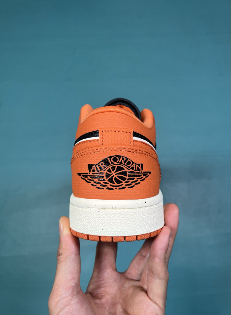 Jordan Low Orange Gold