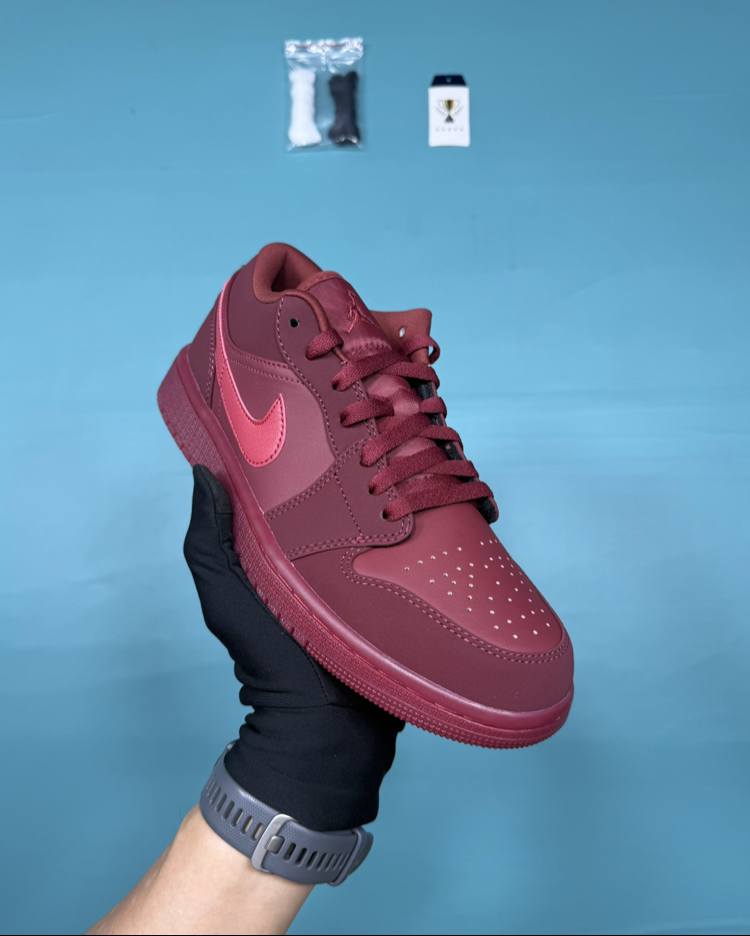 Jordan Low Valentine