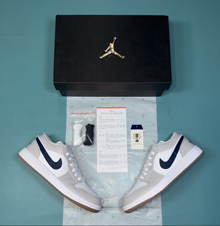 Jordan Low Krem Beyaz