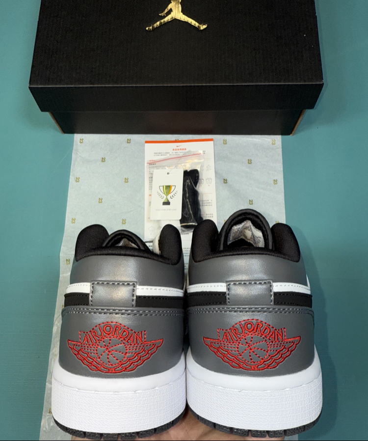 Jordan Low Black Silver