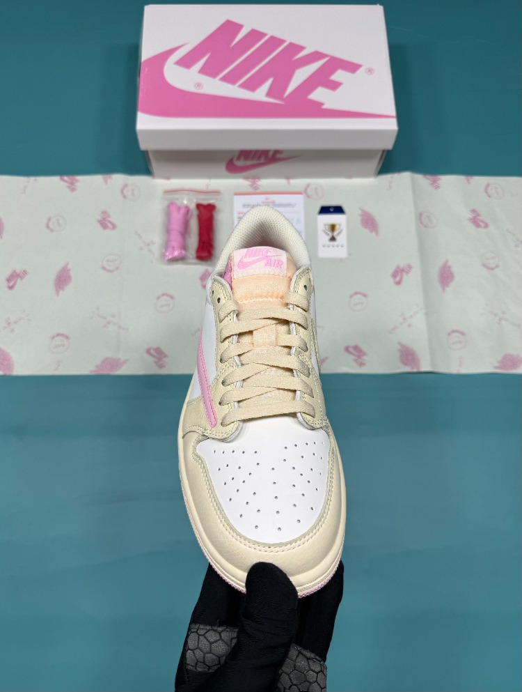 Jordan Low Açık Pembe