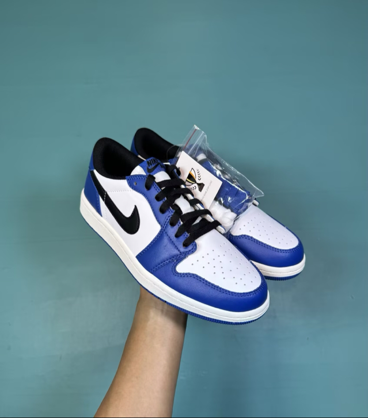 Jordan Low Mini Lightning
