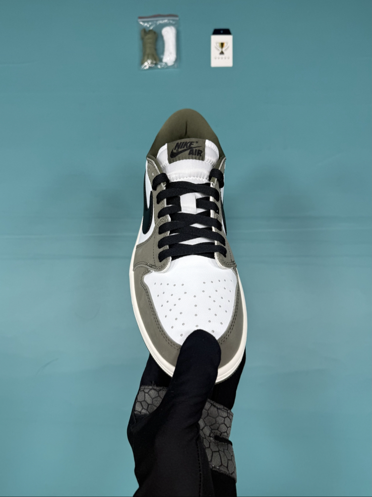 Jordan Low Zeytin