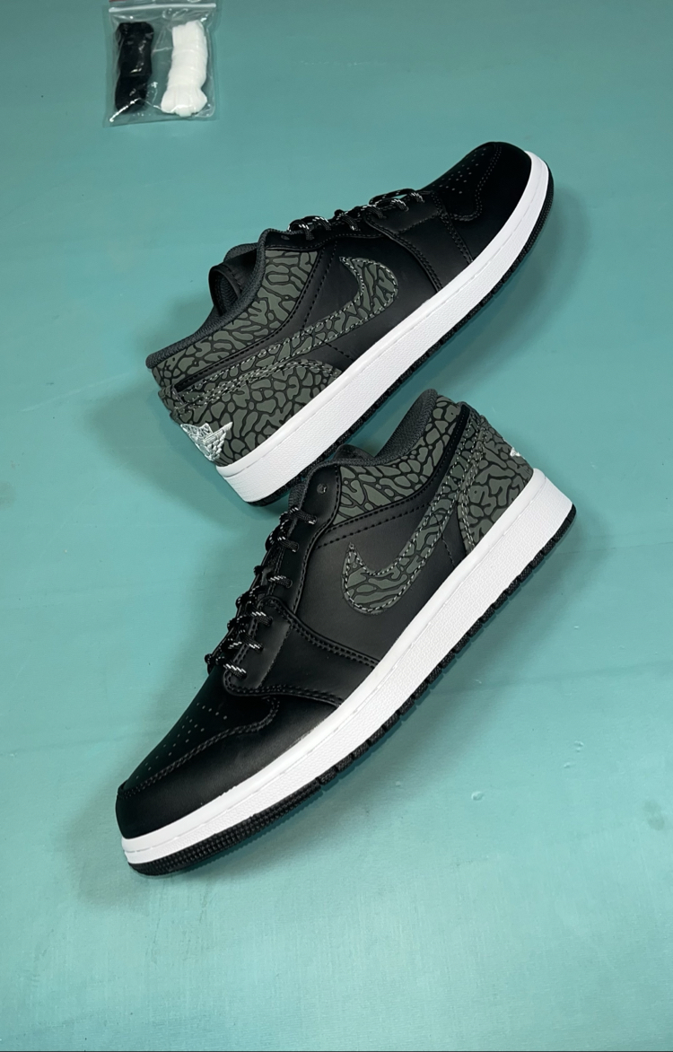 Jordan Low Black Knight