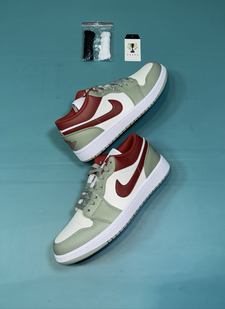 Jordan Low Kırmızı Yeşil