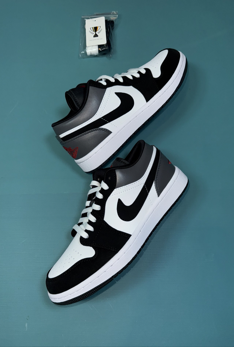 Jordan Low Black Silver