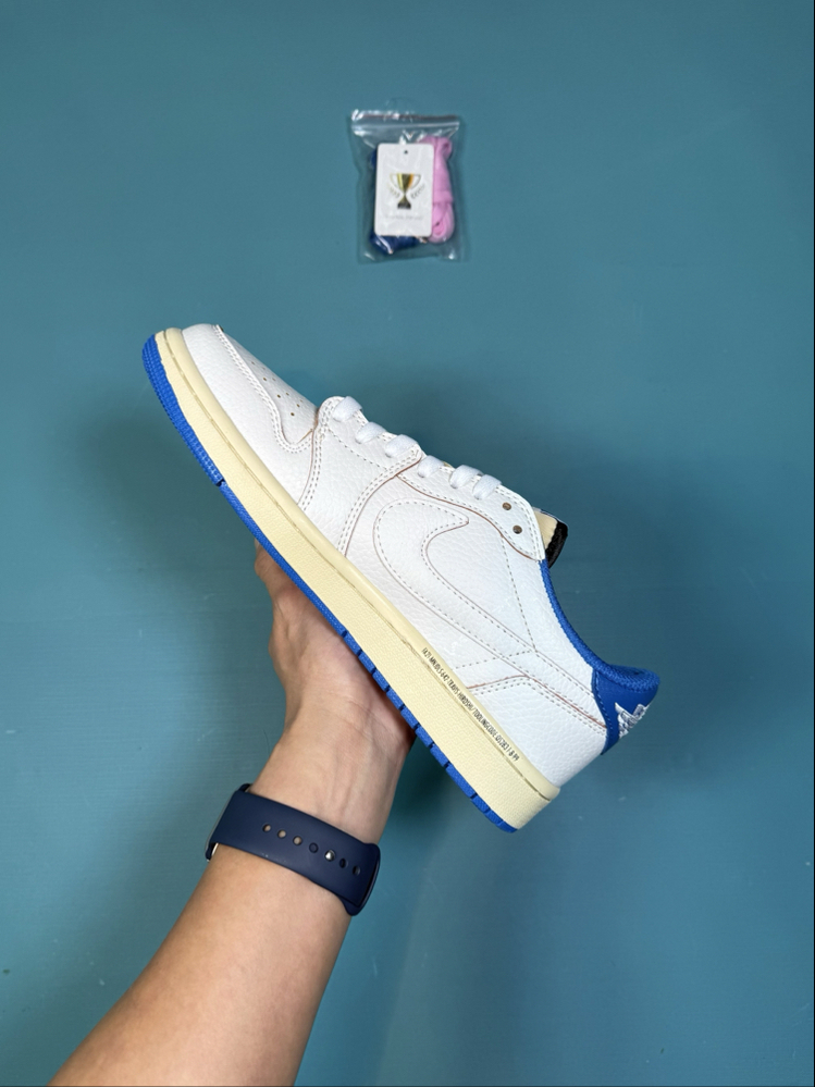 Jordan Low Lightning Reverse