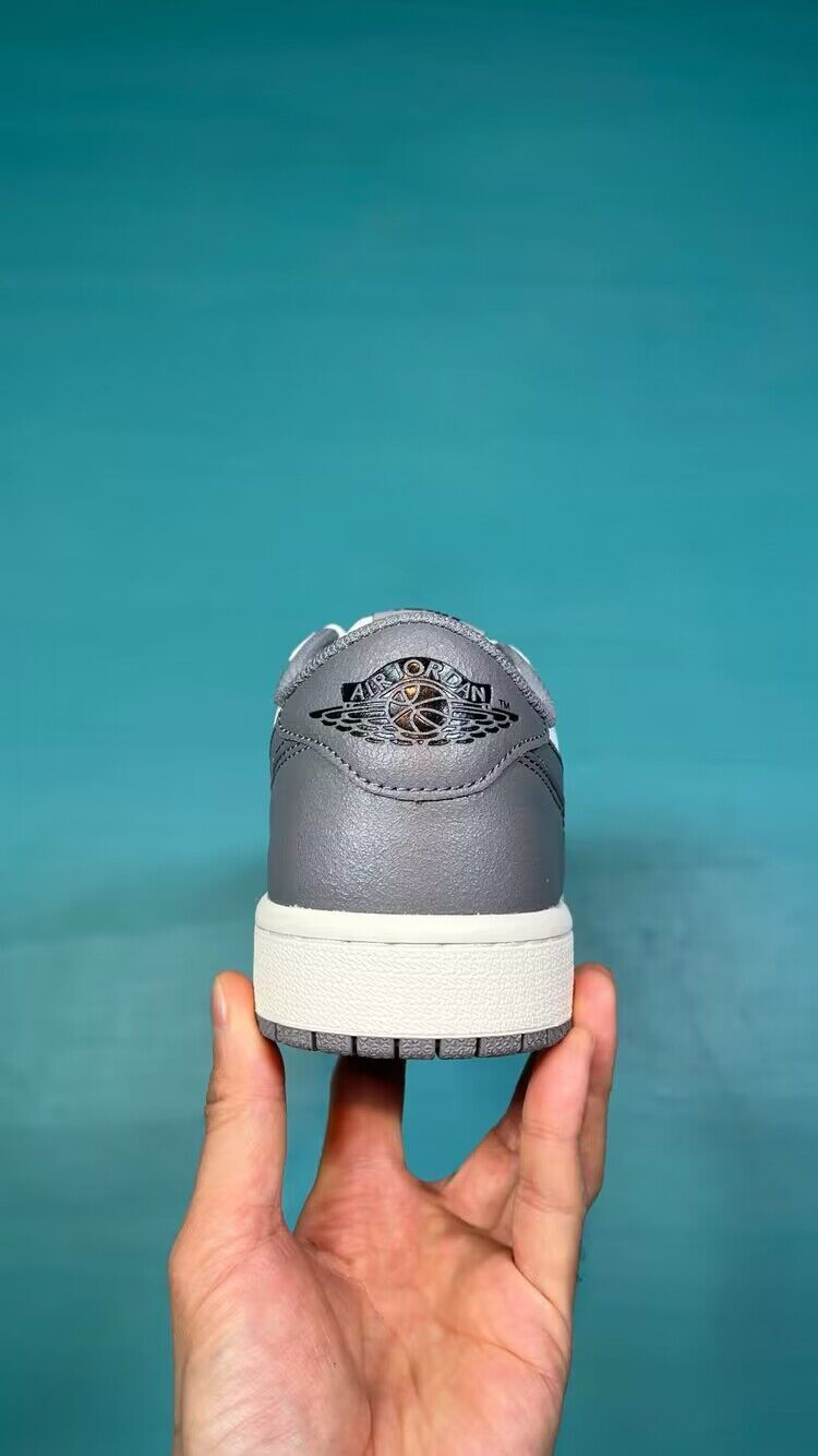 Jordan Low White Smoke