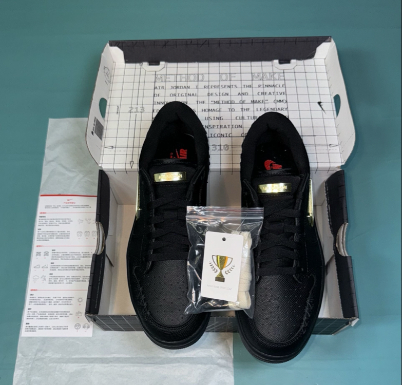 Jordan Low Black Gold