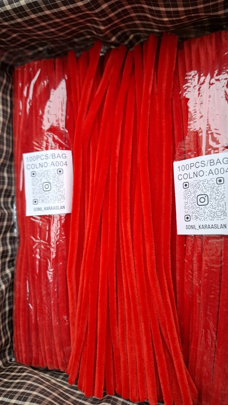 KOD A004 Kırmızı Şönil 1 paket 100 adet