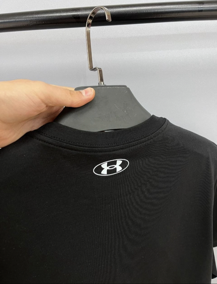 Undr Armour Tişört siyah