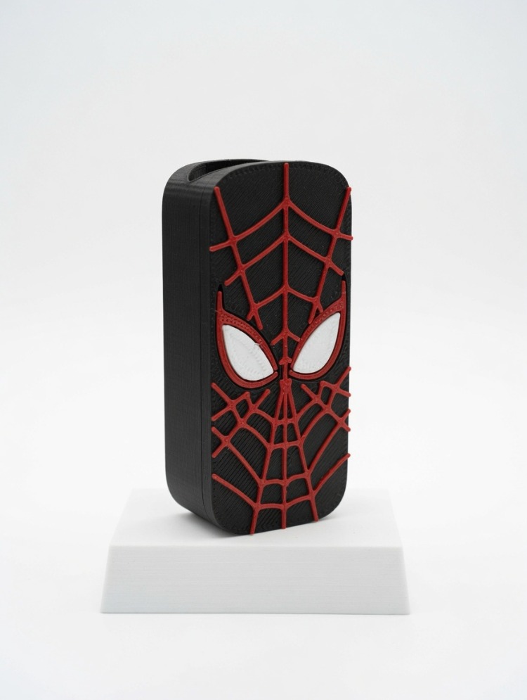 Örümcek Ağı Tasarımlı 3D Baskı Çakmak Kılıfı