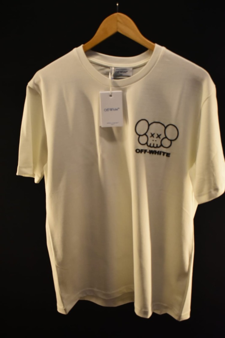 Off White Beyaz Kaws Baskılı T-shirt