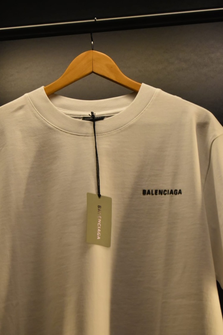 Balenciaga Beyaz Logo Baskılı Oversize T-shirt