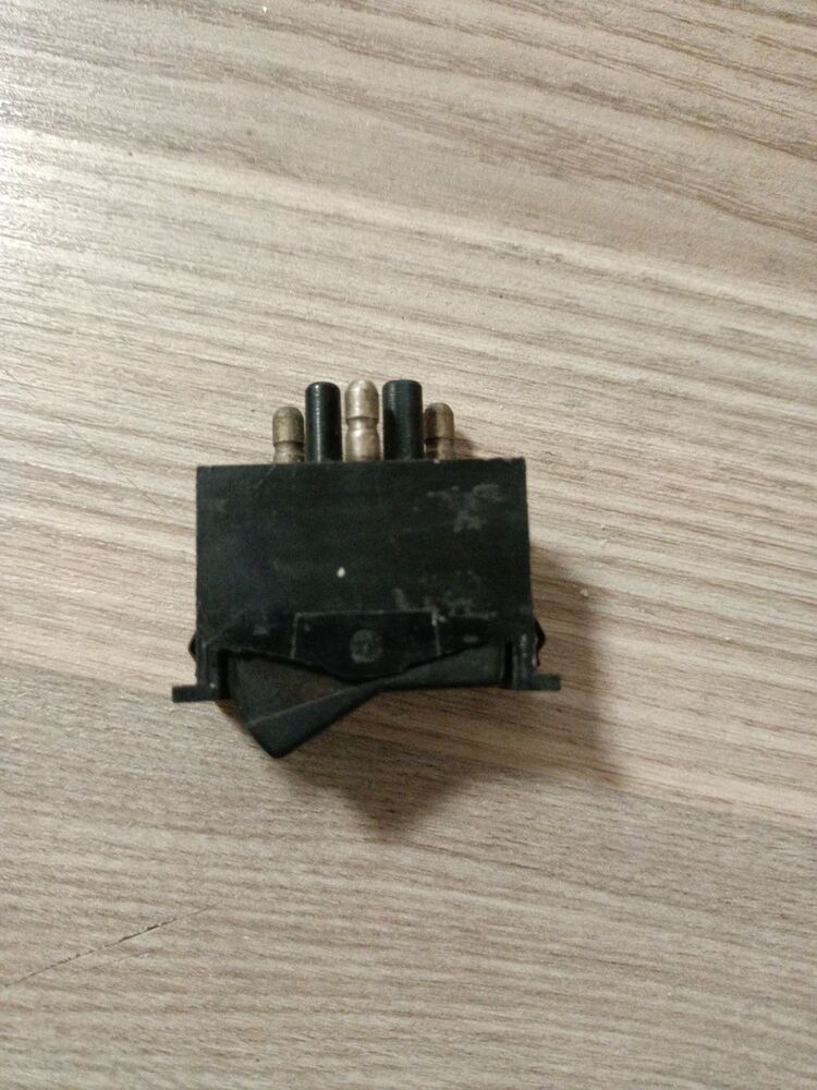 Mercedes W123-W126 otoban korna düğmesi