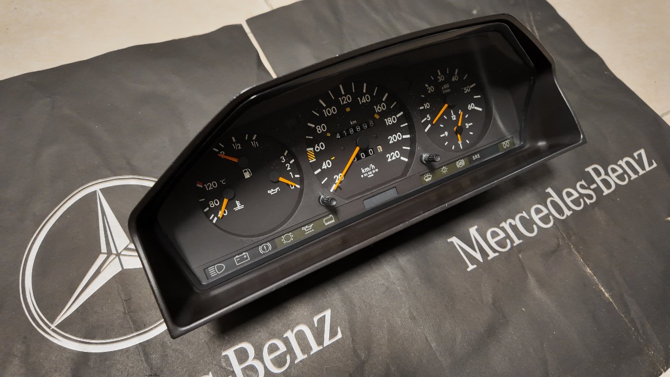 Mercedes W124 250D gösterge devir saatli
