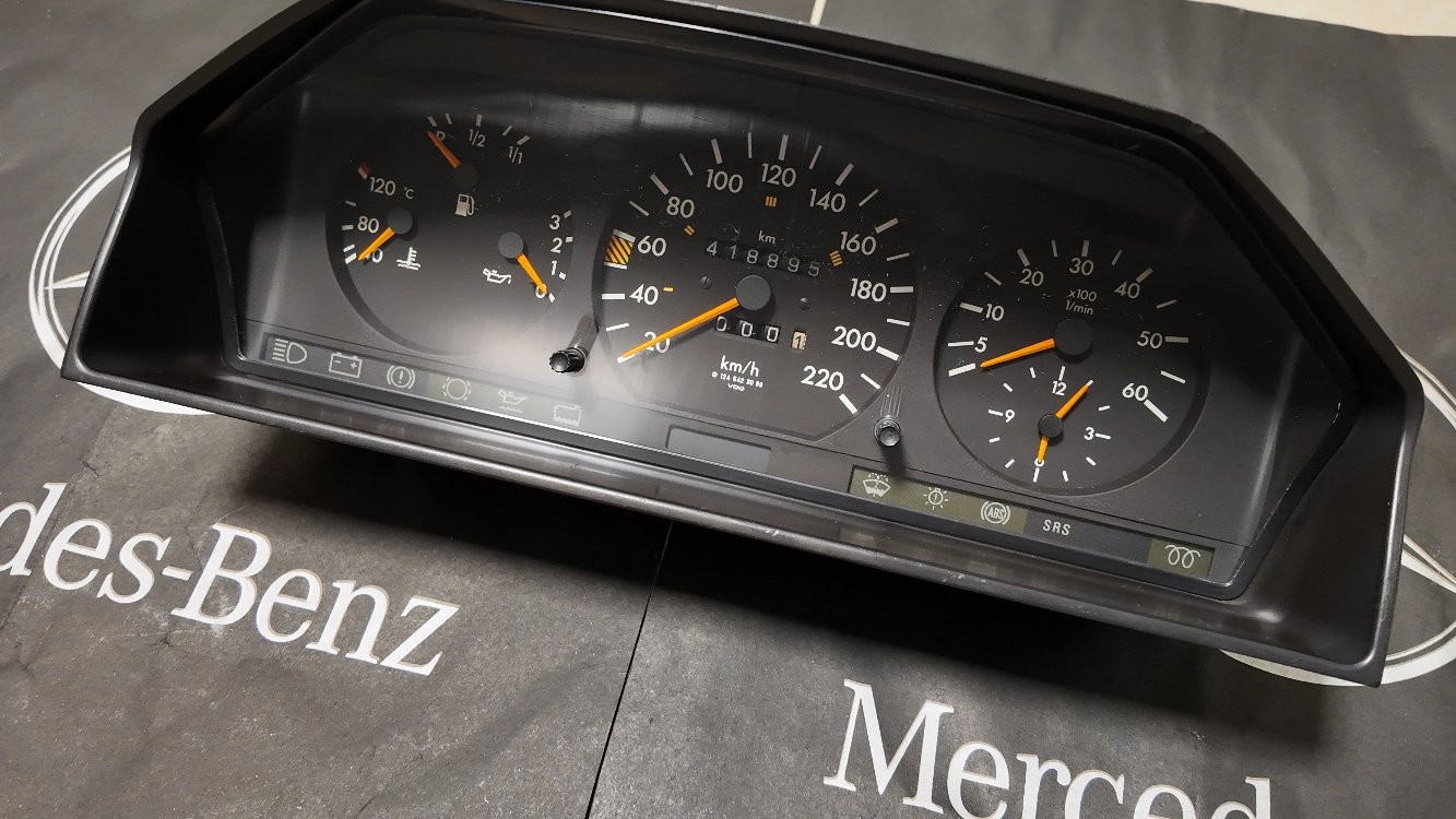 Mercedes W124 250D gösterge devir saatli