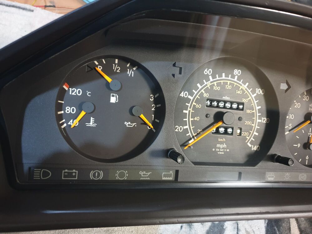 W124 230E ingiliz mil gösterge