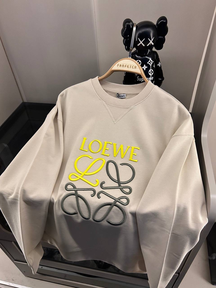 Loeve Premium Sweatshirt