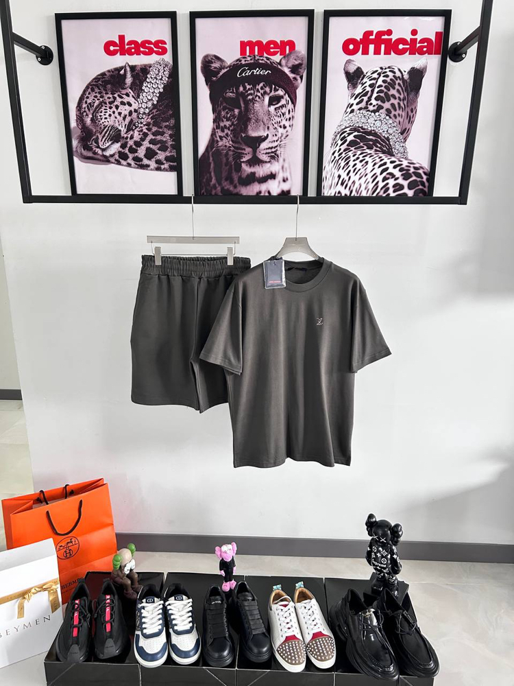 Louis Ss’ 26 Premium Basic Tshirt (Cotton)