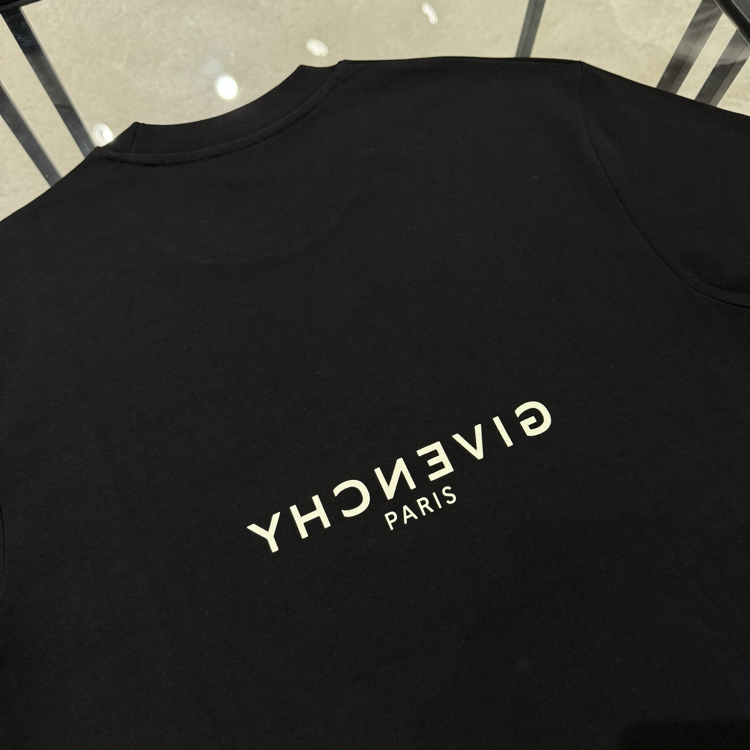 GIVENCHY