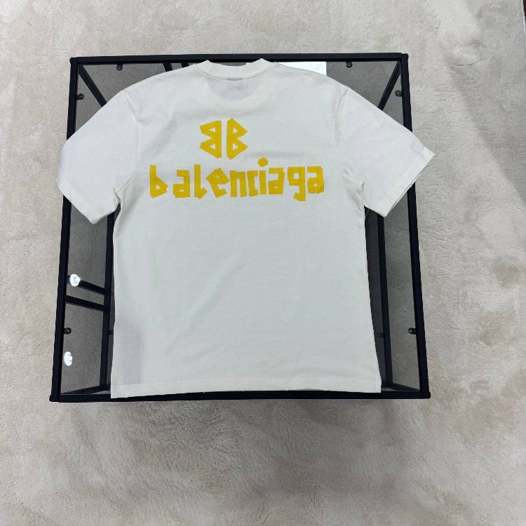 BALENCİAGA