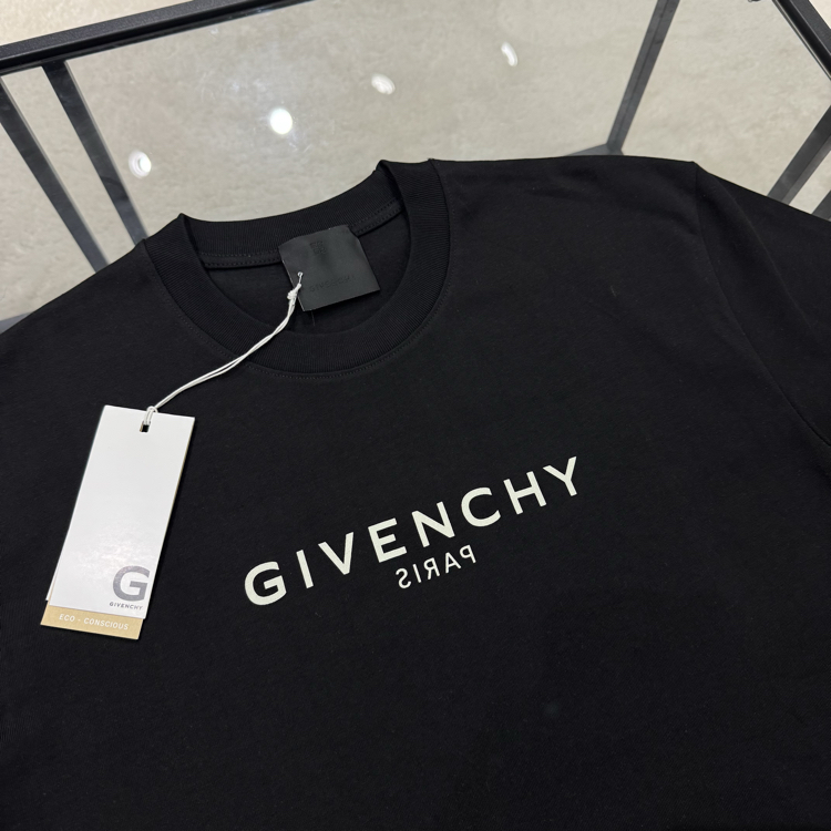 GIVENCHY