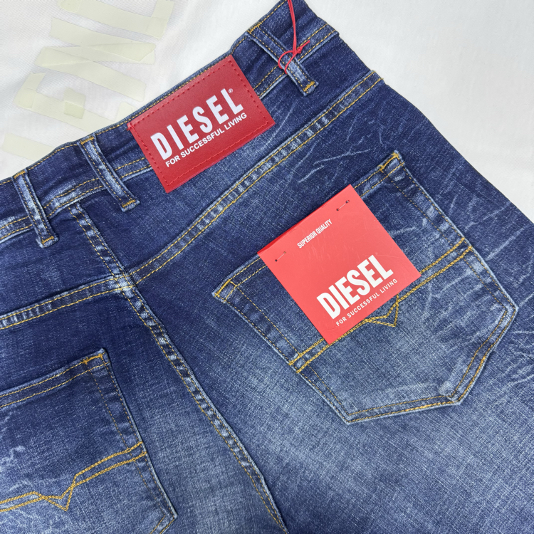 BALENCIAGAxDIESEL