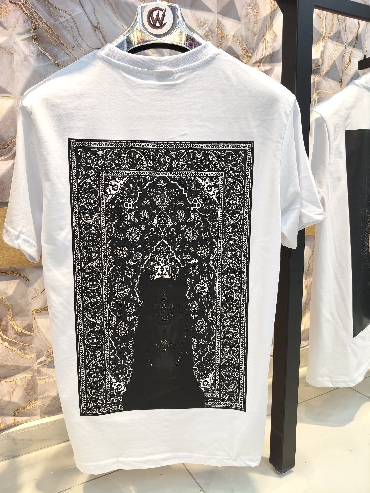 2004 Horse Kilim Baskılı Beyaz Basic T-Shirt