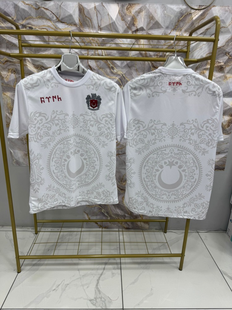  Türkiye Bozkurt Türük Armalı Beyaz Mikro T-shirt 