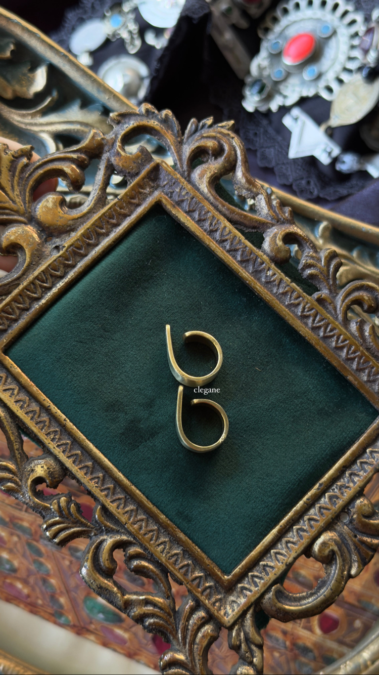 Sangal Earcuff