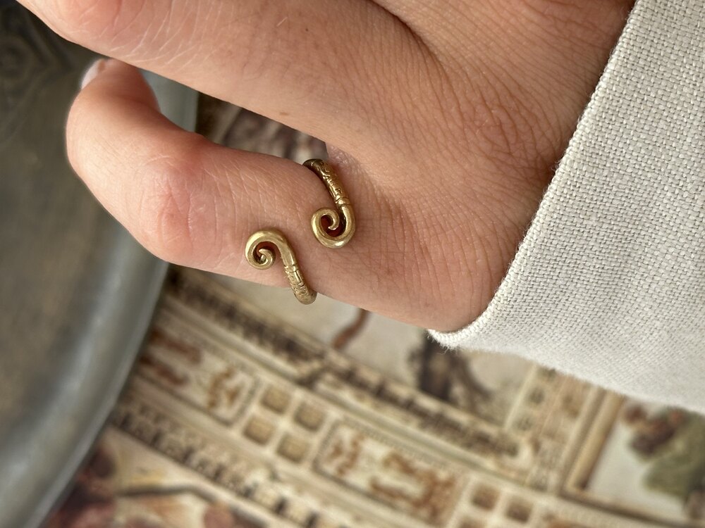 Ohm ( serçe parmak )