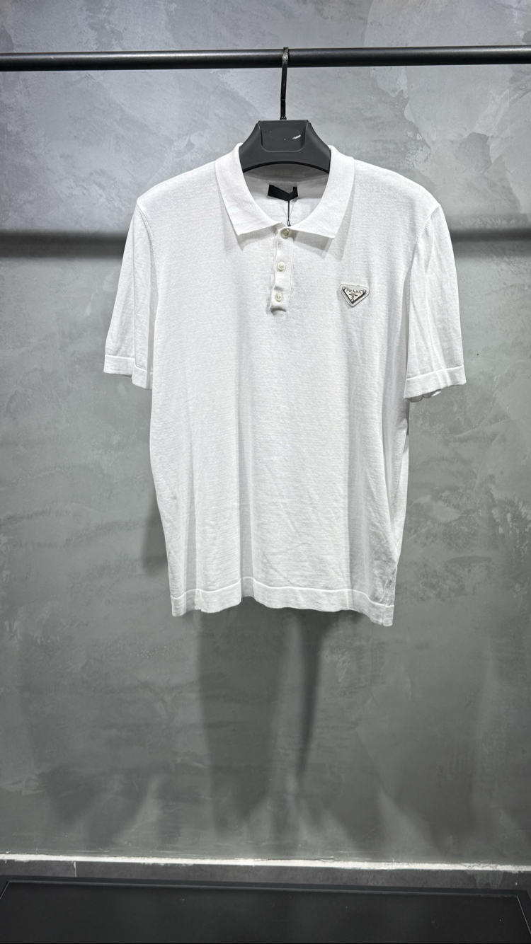 PRADA T-SHIRT