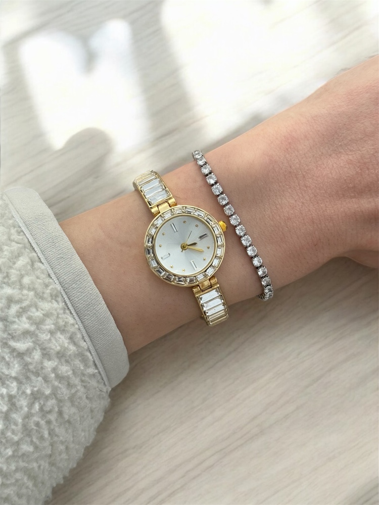 CLUP POLO Yeni SWRVSK Yuvarlak kasa Gold kordon Saat