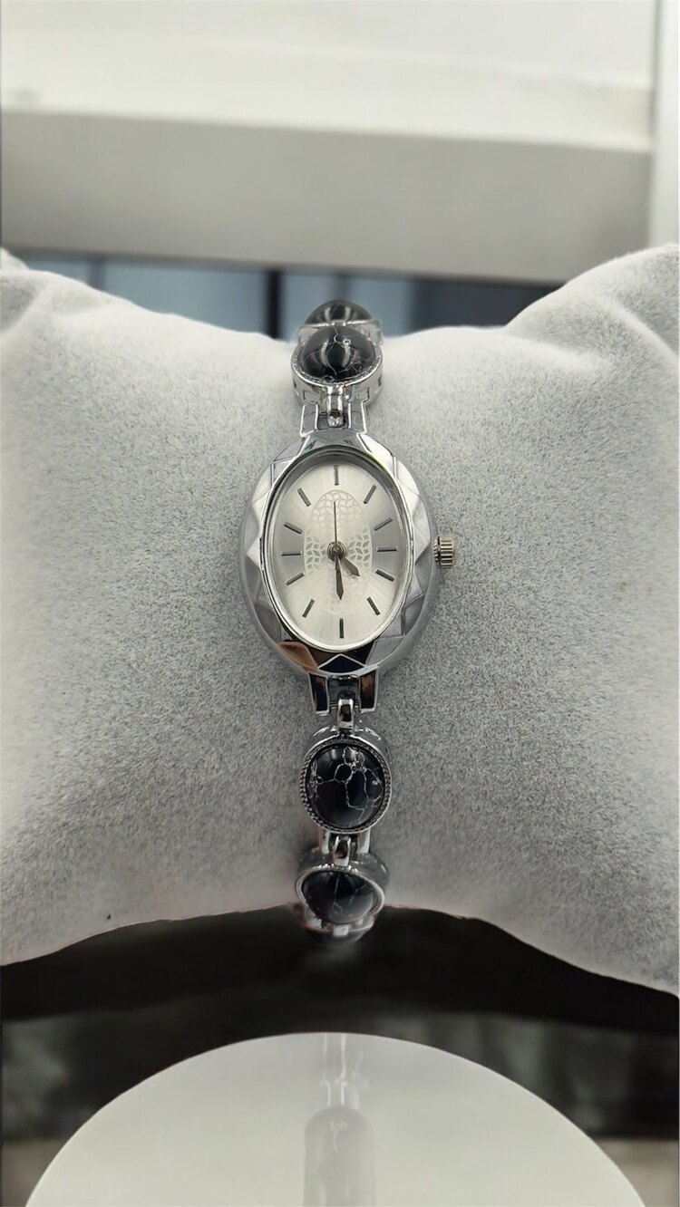 Renkli Vintage Saat