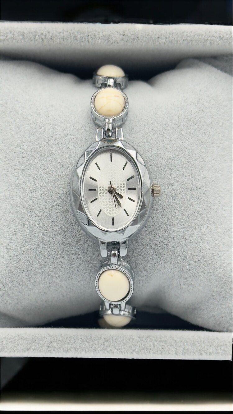 Renkli Vintage Saat
