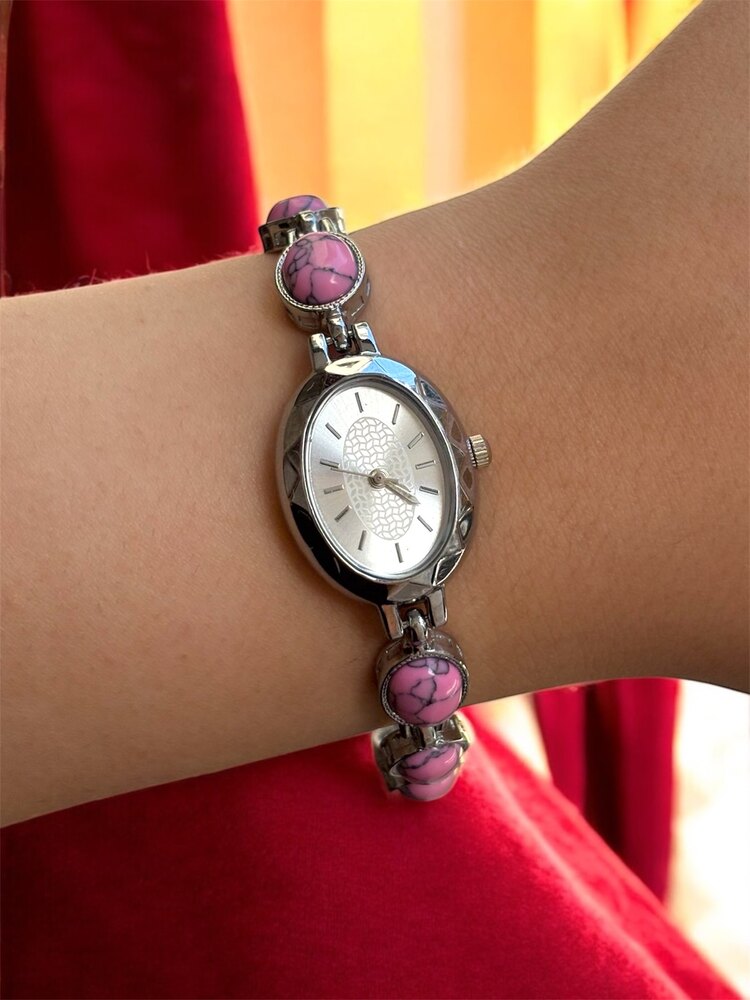 Renkli Vintage Saat