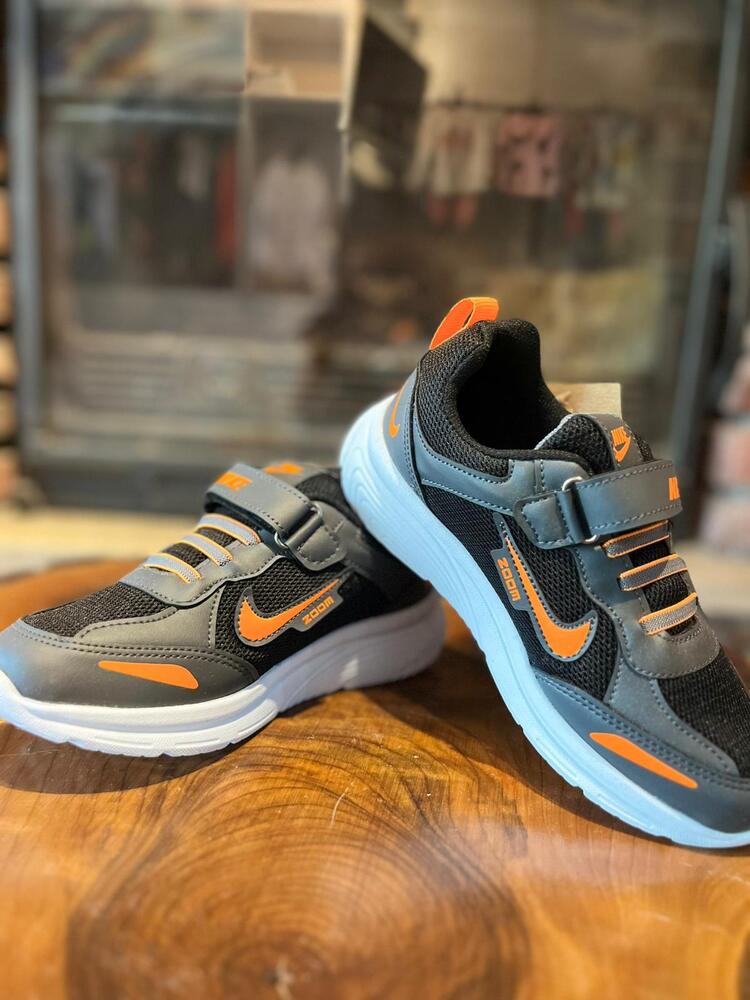 Nike Kalın Taban Ayakkabı