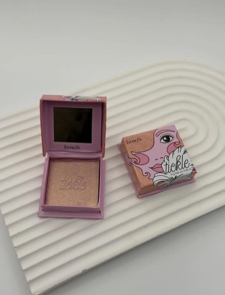Benefit Tickle Aydınlatıcı
