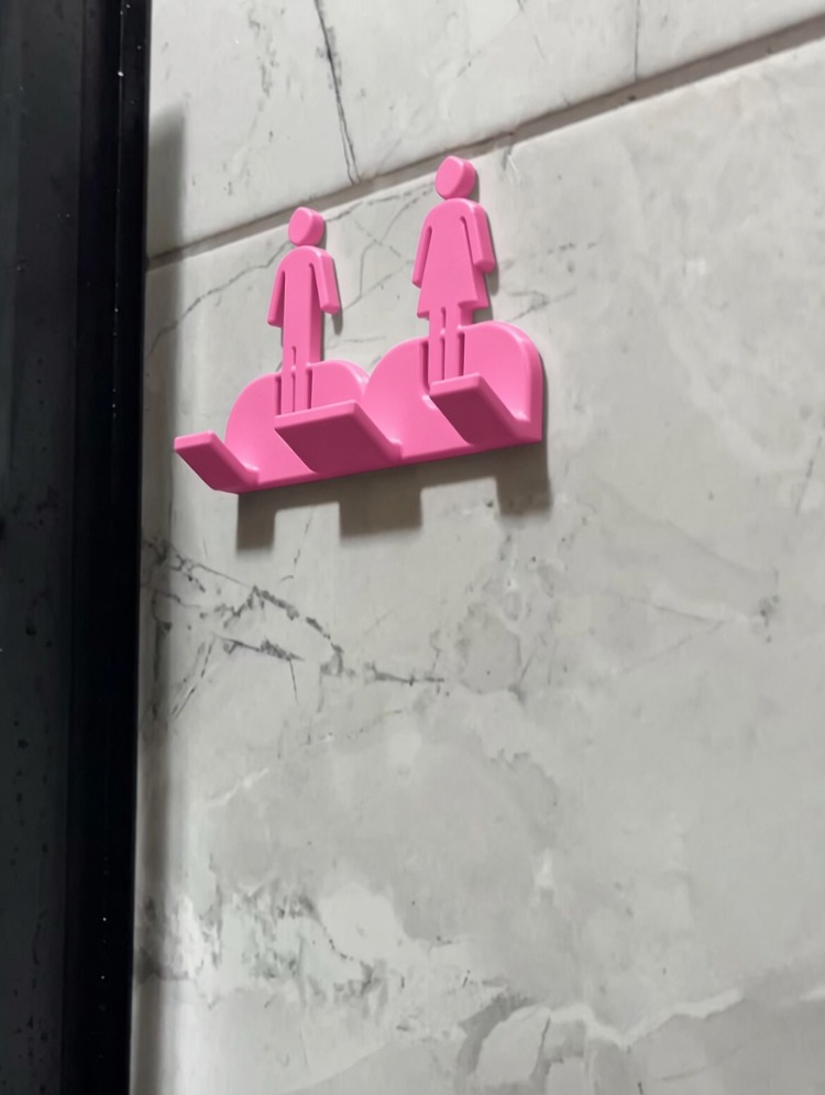 Duvara Monte Jilet Tutucu - Erkek Kadın Figürlü Banyo Aksesuarı