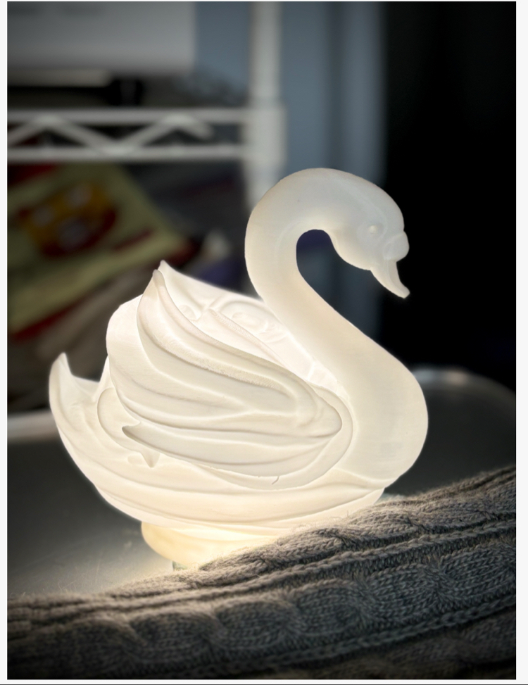 GlowSwan | Dekoratif Işıltılı Kuğu Gece Lambası