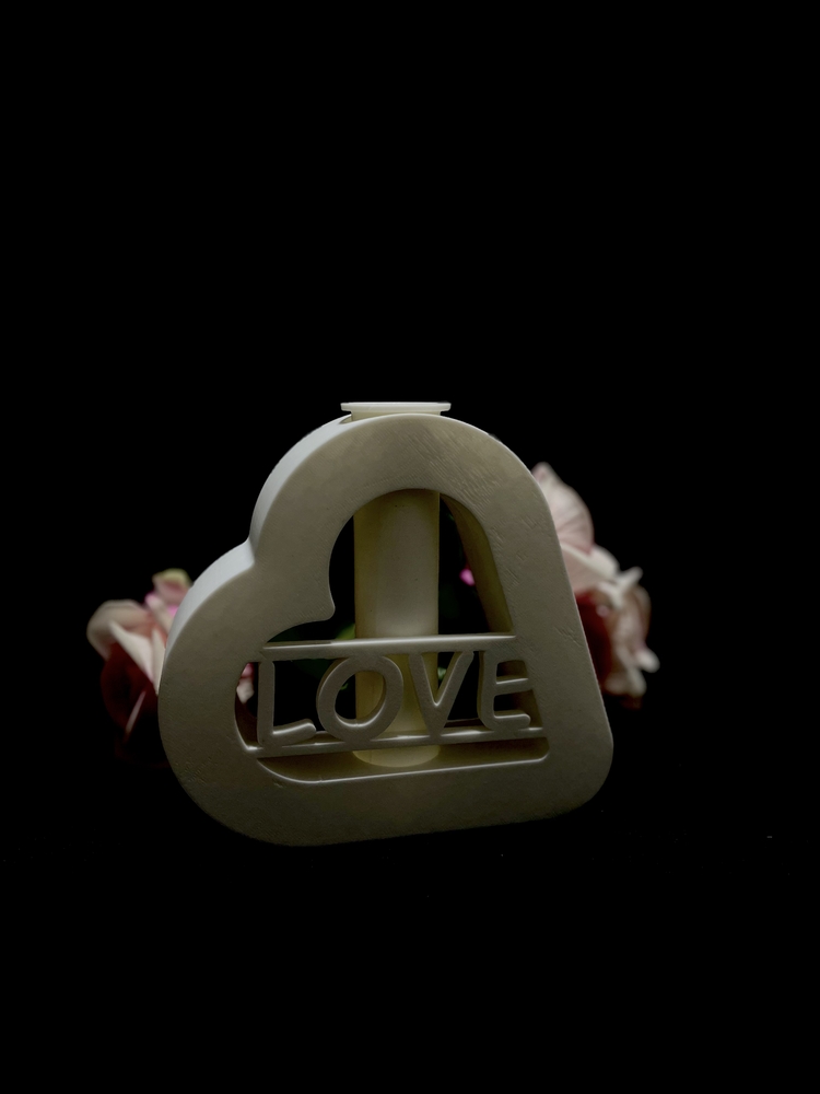 LOVE Kalpli Dekoratif Vazo